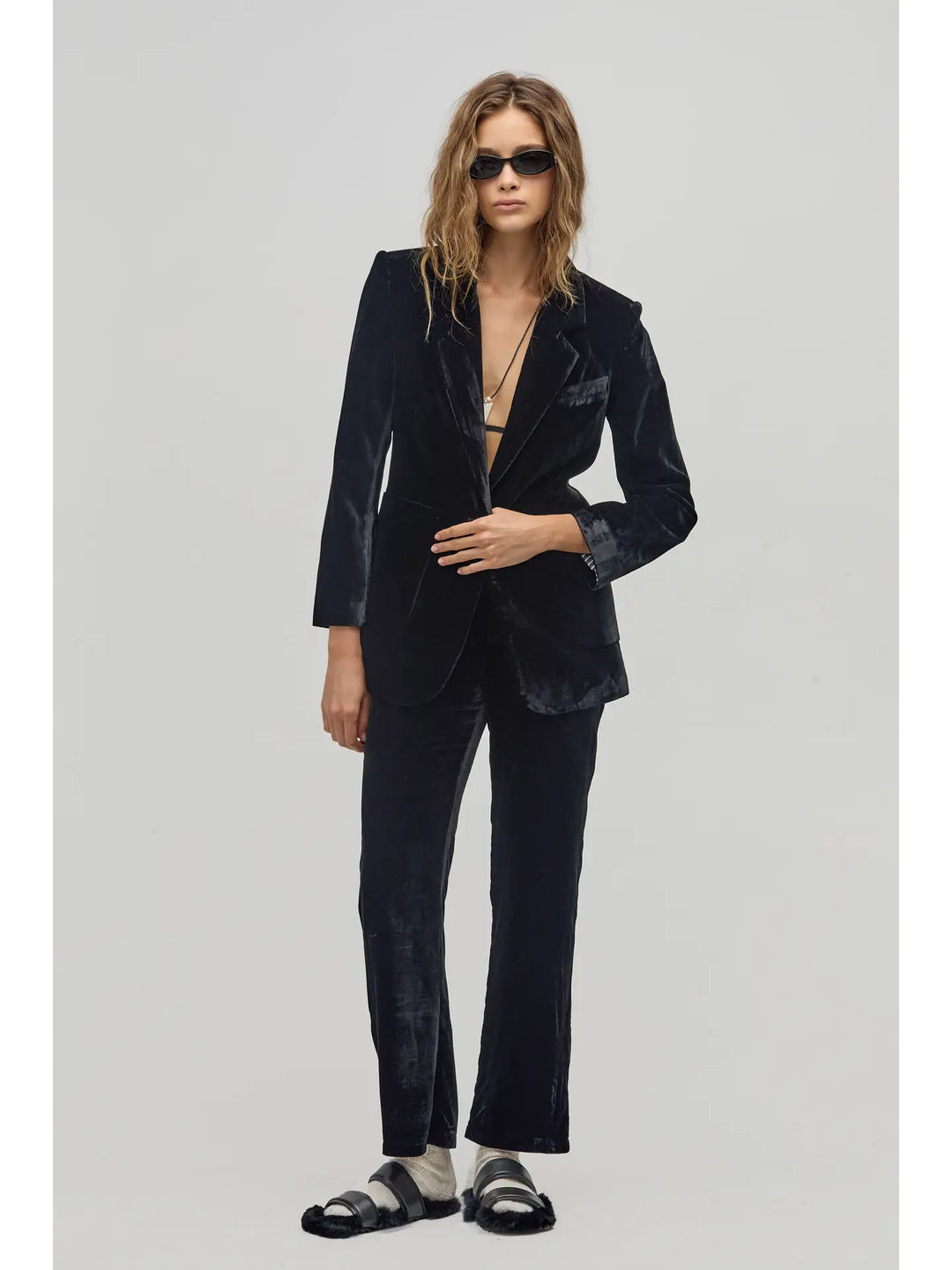 Areia Velvet Blazer - Black