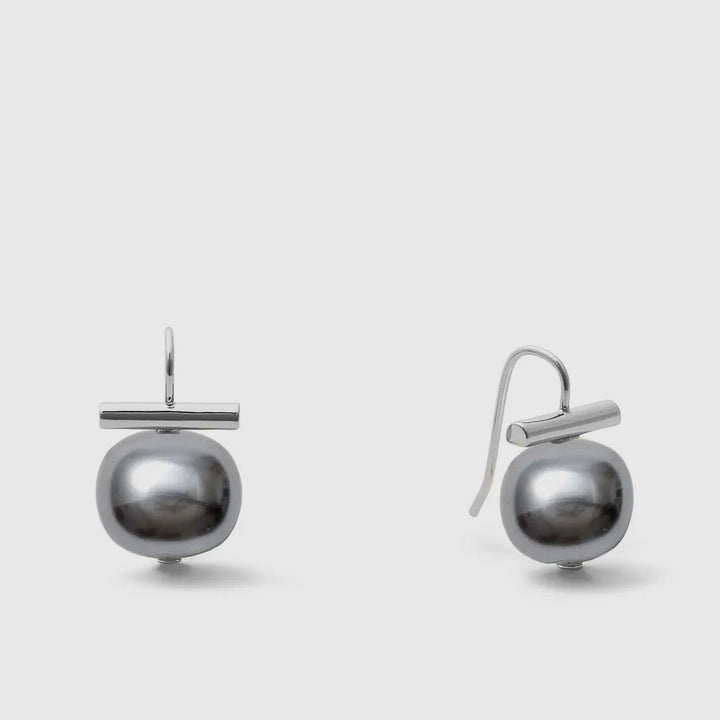 Classic Pebble Pearl Earrings - Medium Sterling Silver