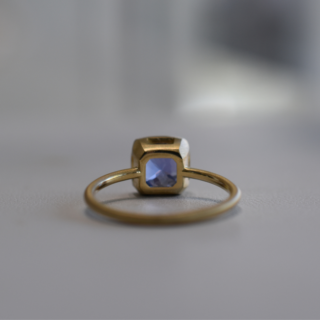 Simple Bezel Ring - Tanzanite