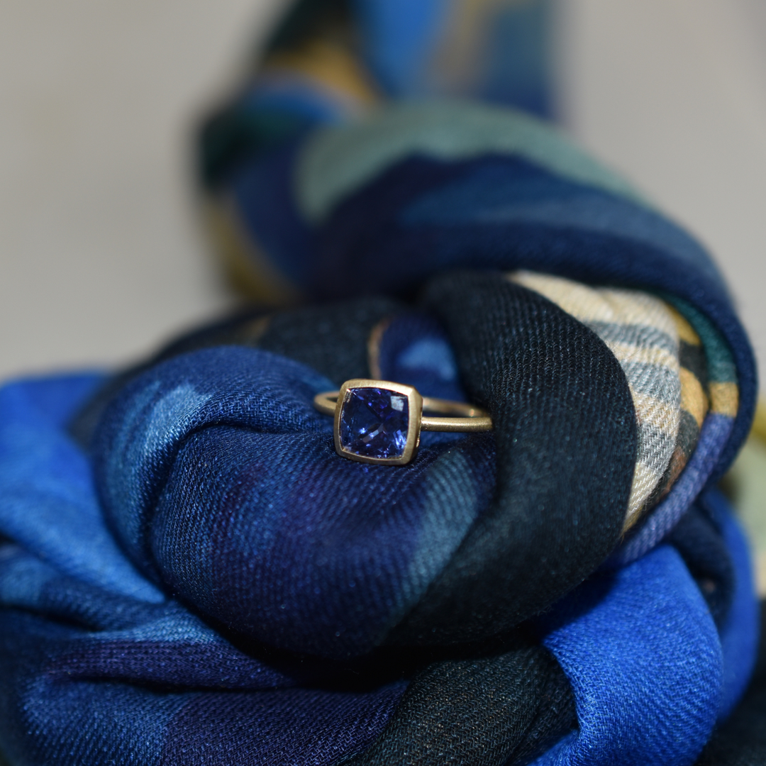 Simple Bezel Ring - Tanzanite