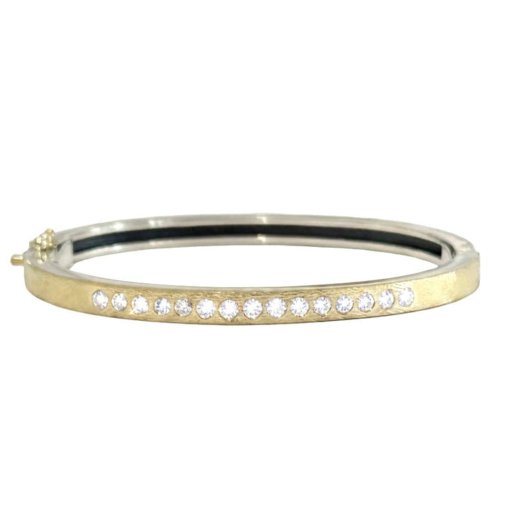 Linea Gold Bangle - 4mm