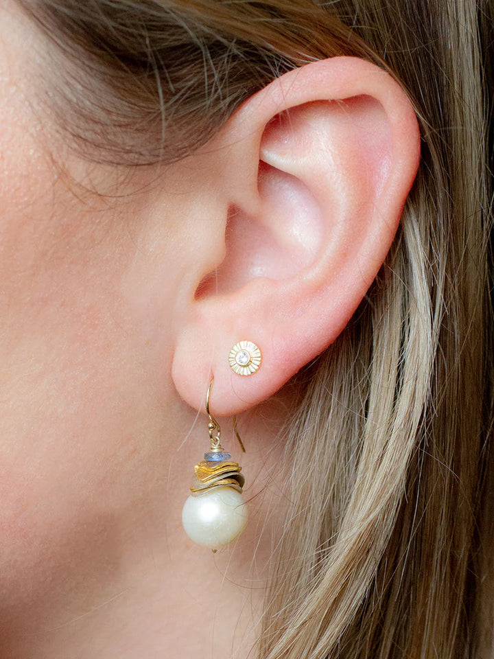 Rio Signature Earrings - Grey Pearl