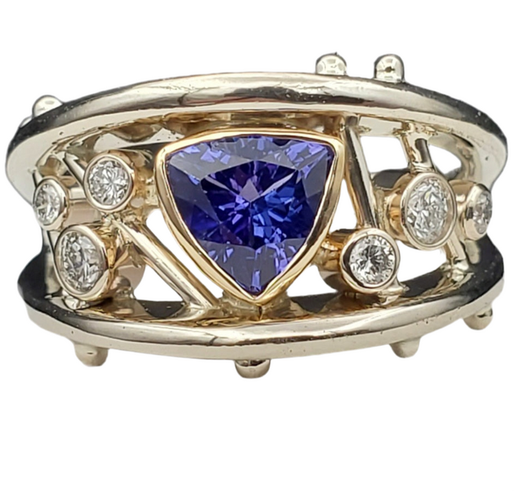 Galaxy Sapphire Ring