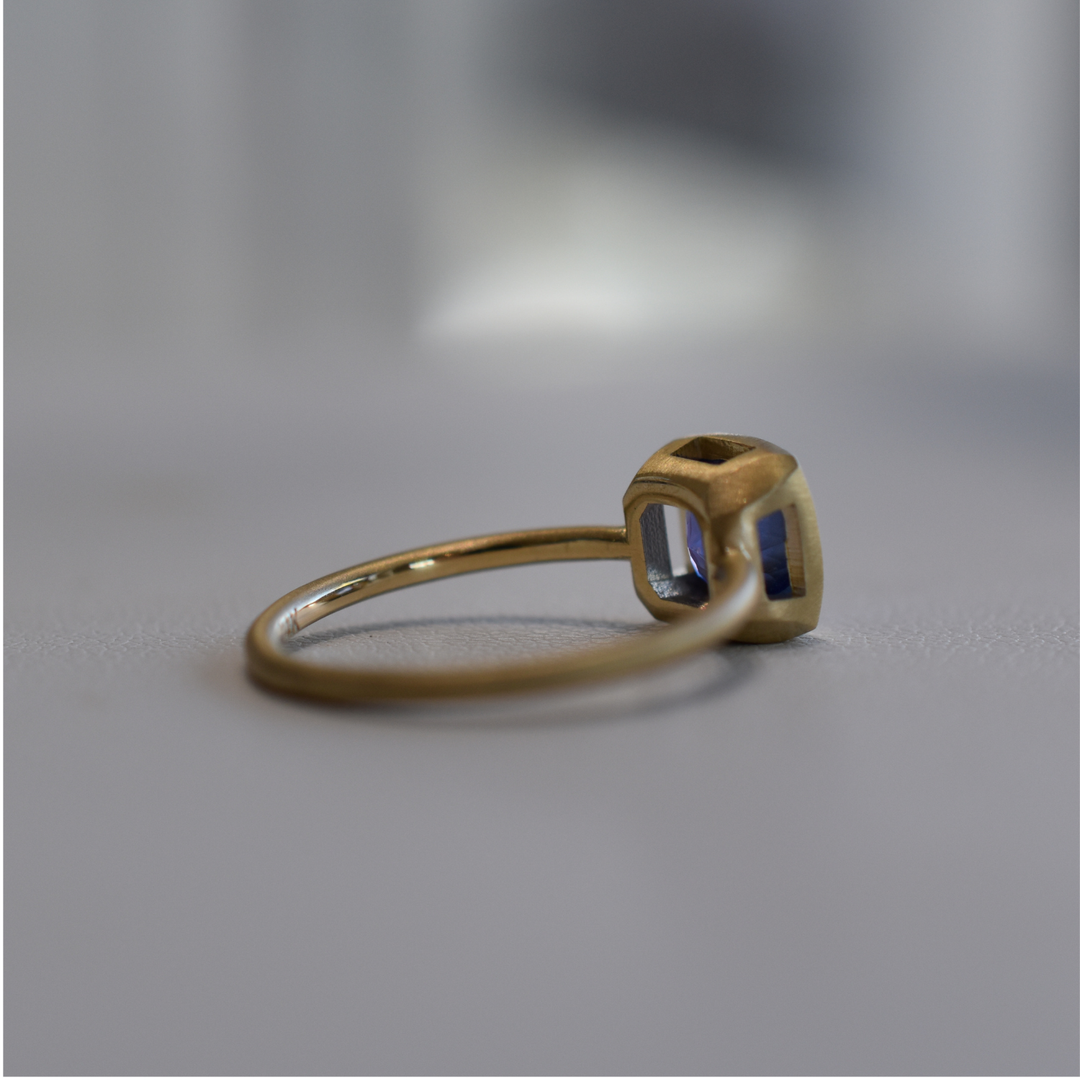 Simple Bezel Ring - Tanzanite