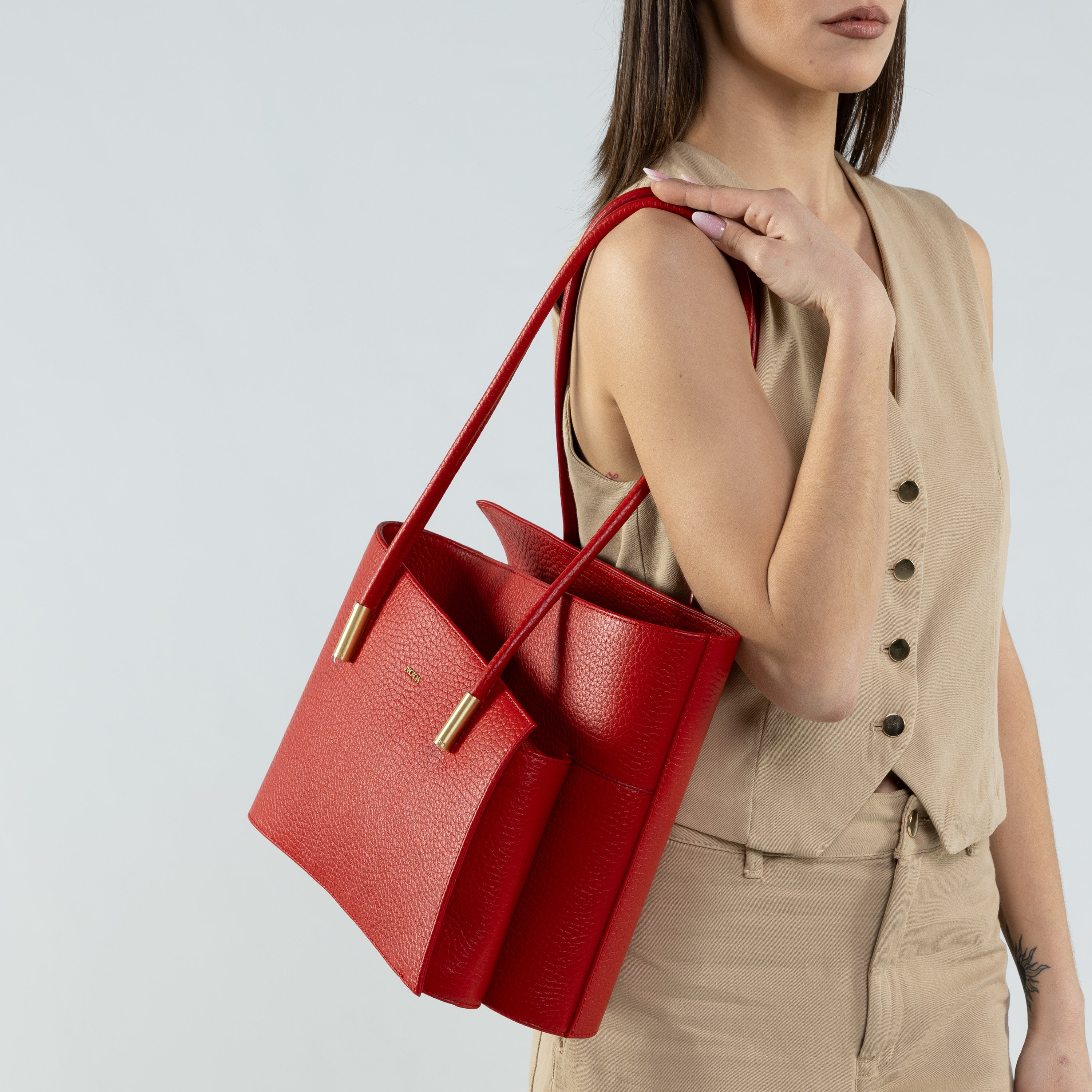 FUTURA LEATHER LARGE TOTE BAG