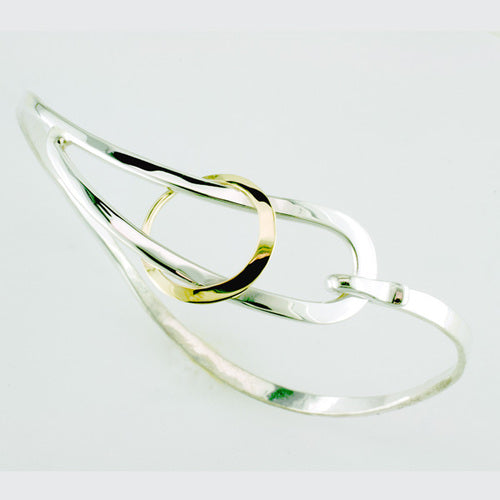 Trapped Circle Bracelet