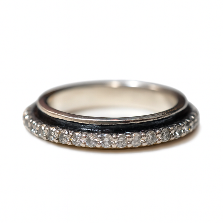 Orbit Spinner Ring