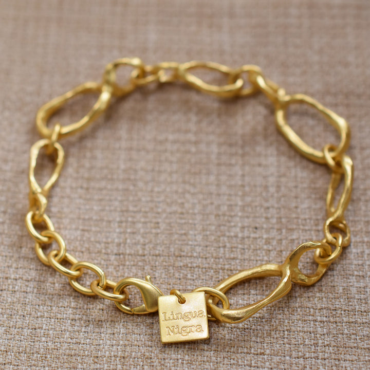 Small Favors Sculptured Links Bracelet