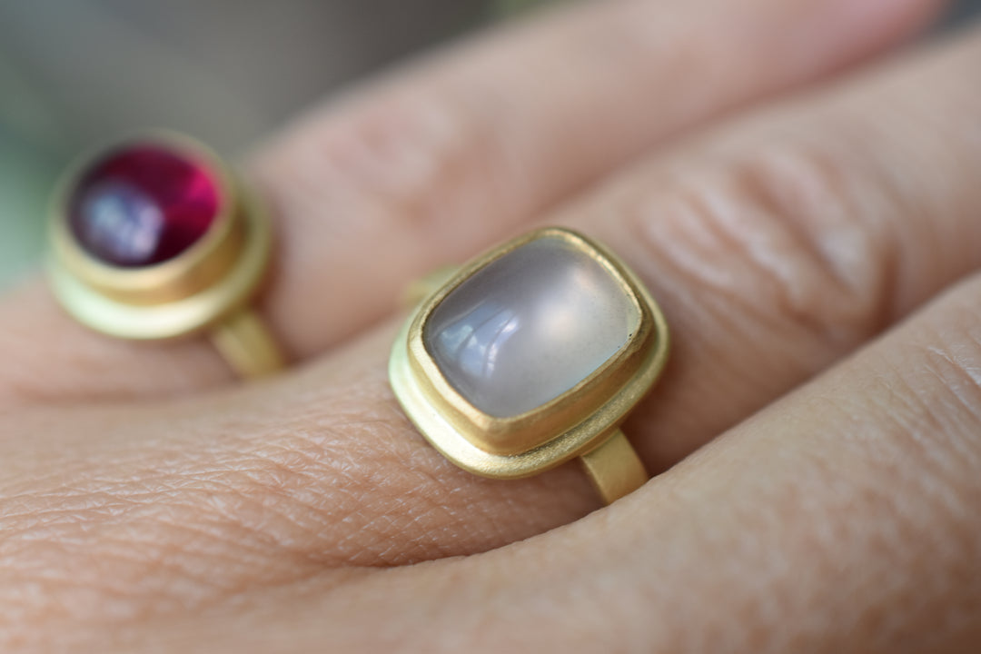 Moonstone Classic Gold Ring