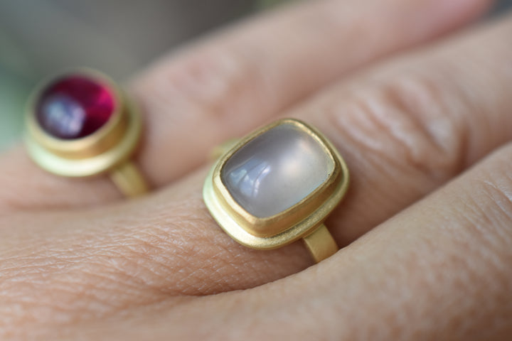 Moonstone Classic Gold Ring