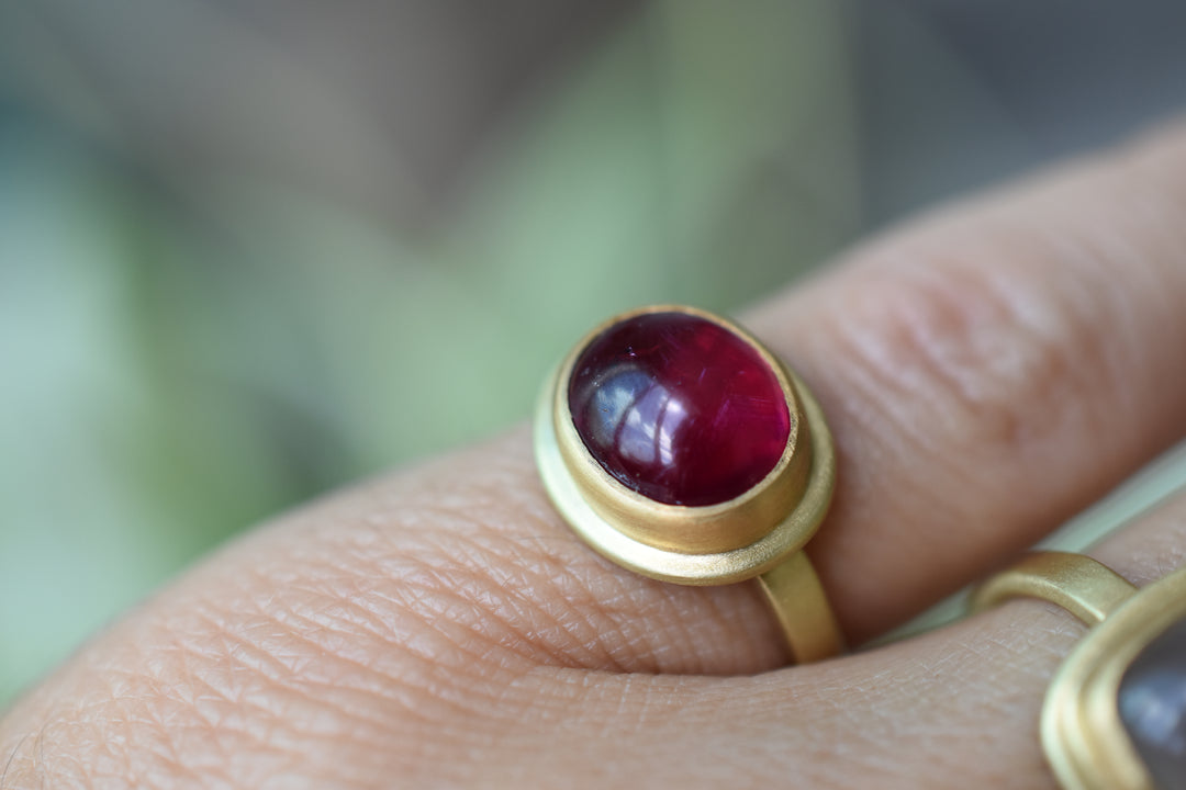 Rubellite Classic Gold Ring