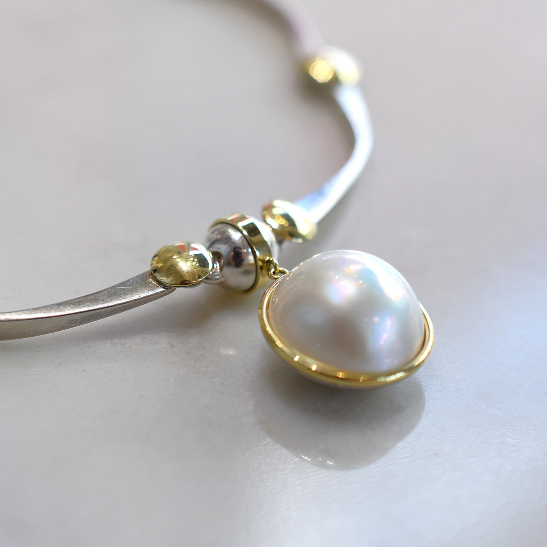 Mabe Pearl Magnetic Pendant