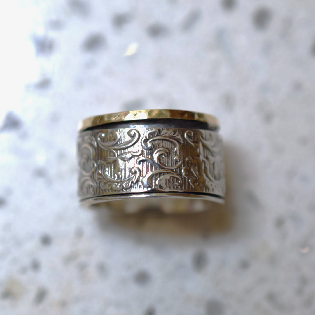 Scroll Spinner Ring