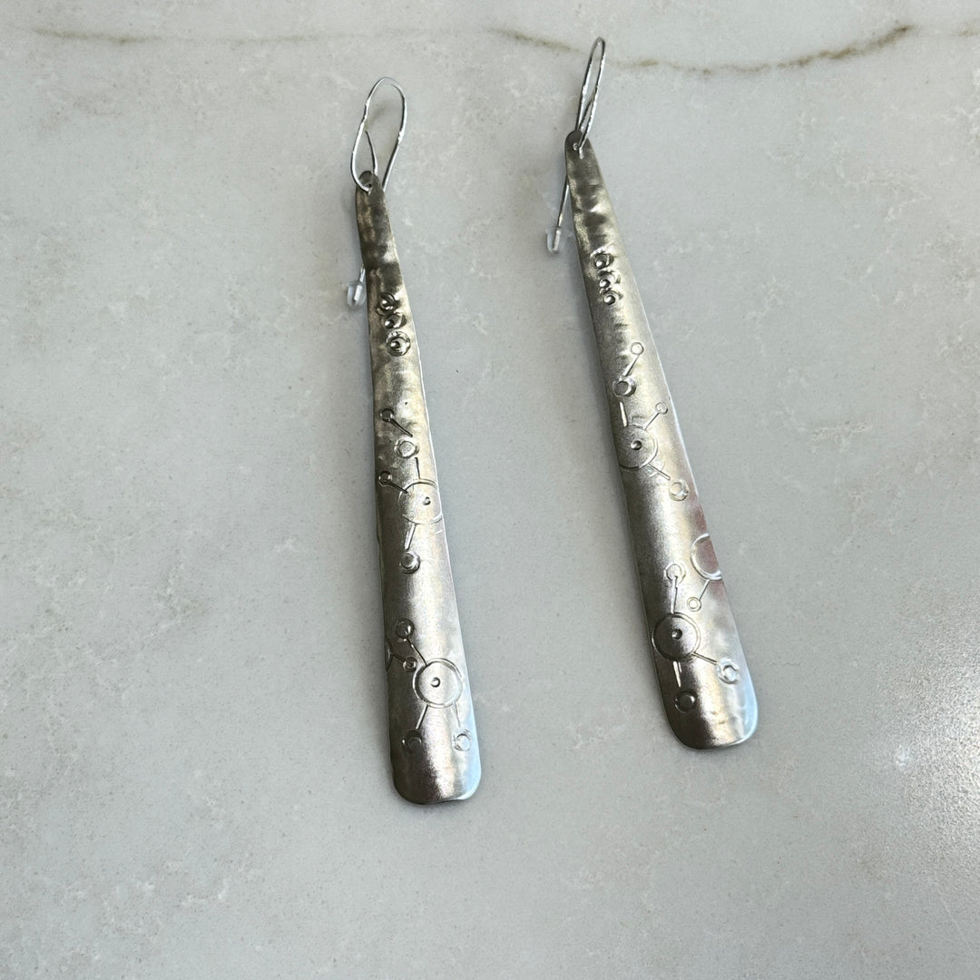 Elemental Structure Shoulder Dusters