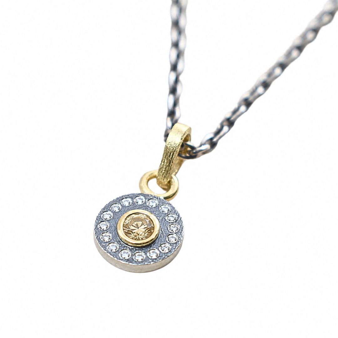 Junia Champagne Plus Pendant