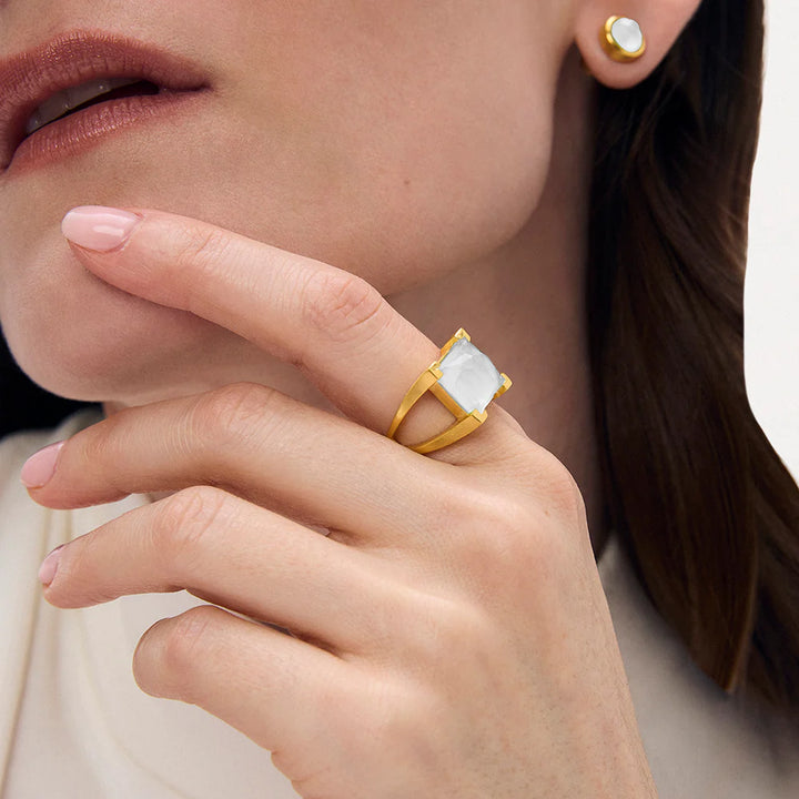 Mini Plaza Ring - Iridescent Pearl