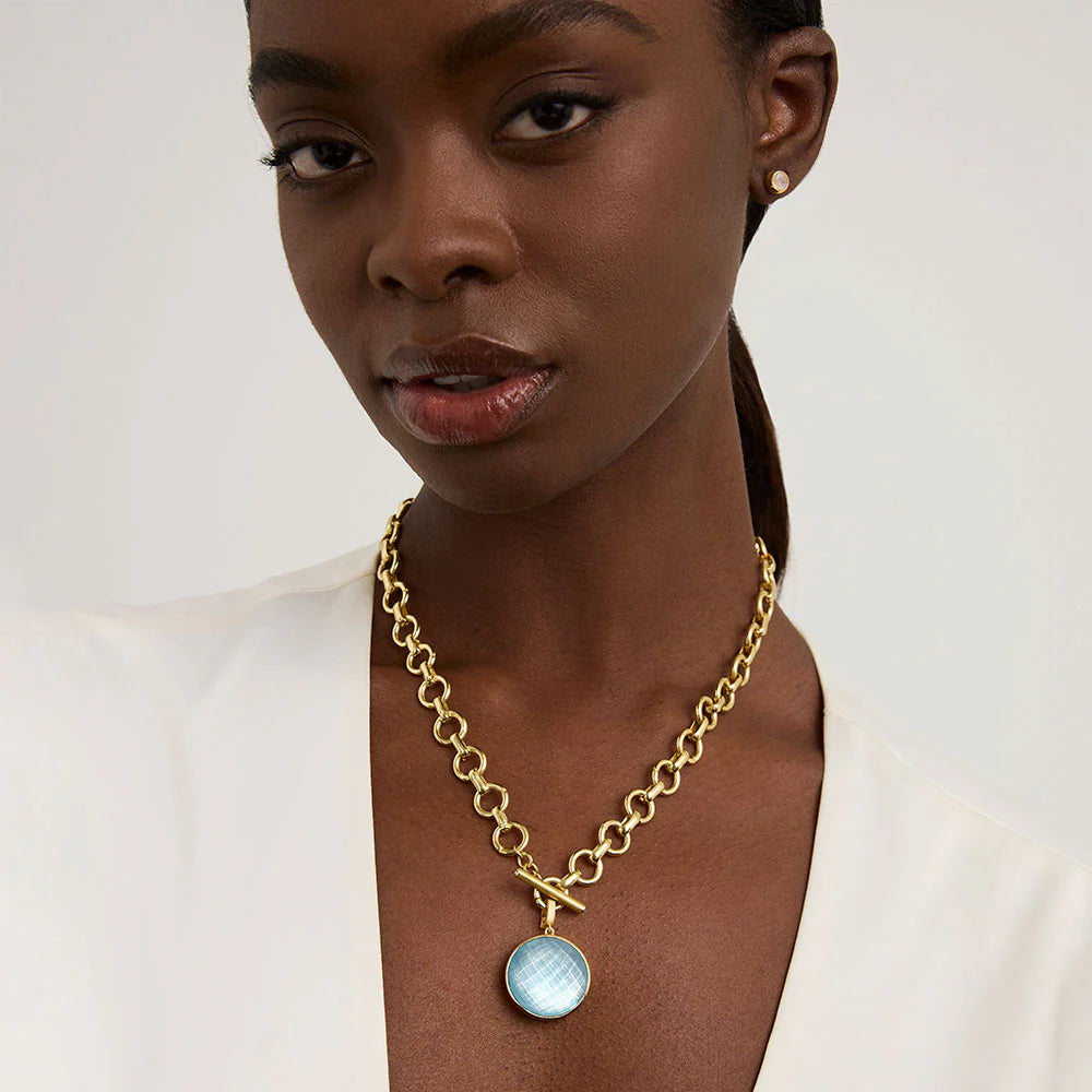 Knockout Collar - Iridescent Sky Blue