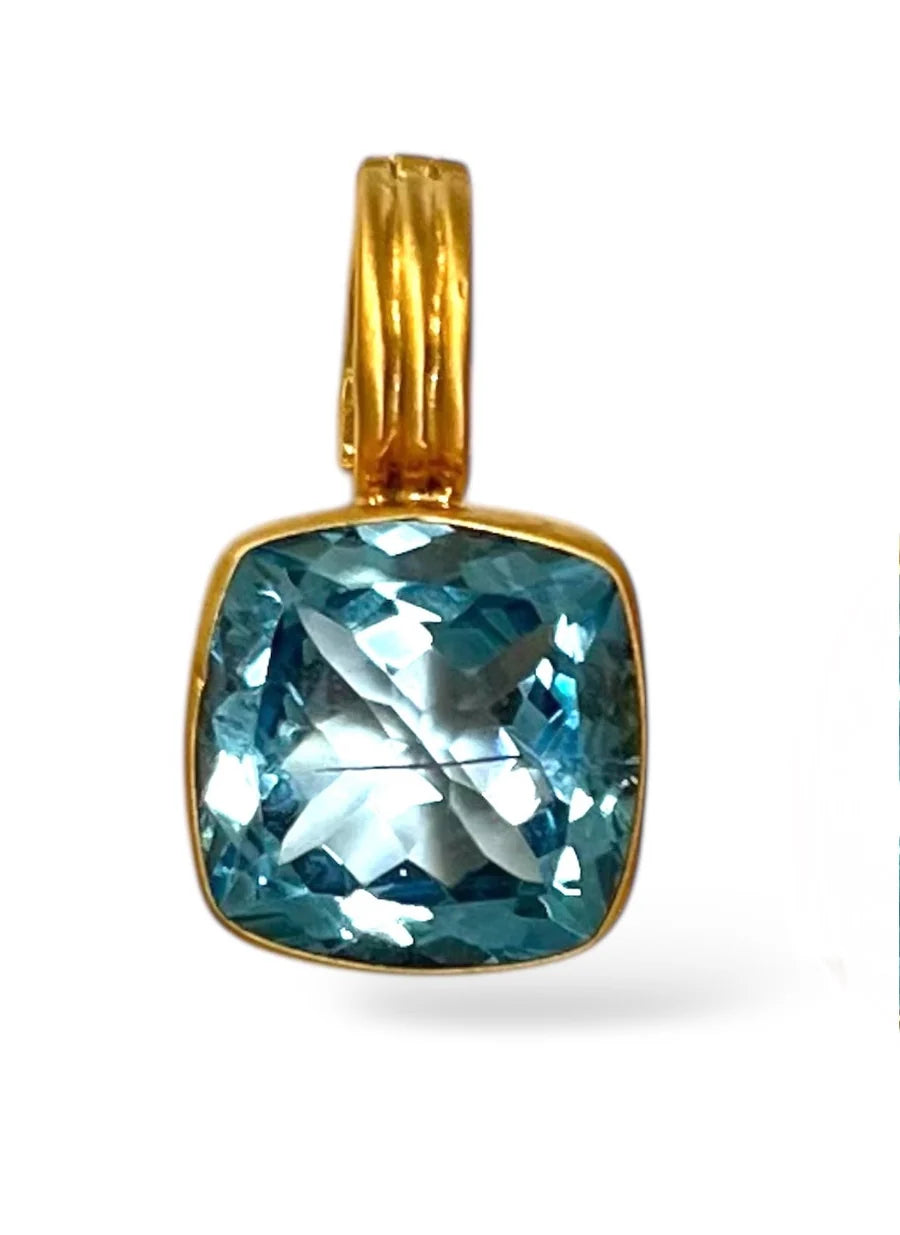 Blue Topaz Enhancer - 34 Carat