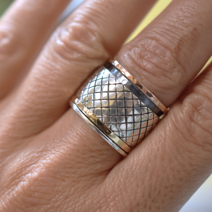 Knight's Mesh Ring