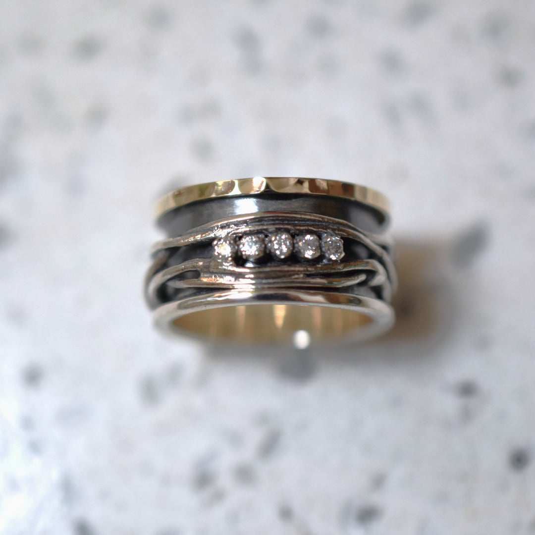Tri-Tone Spiral Ring