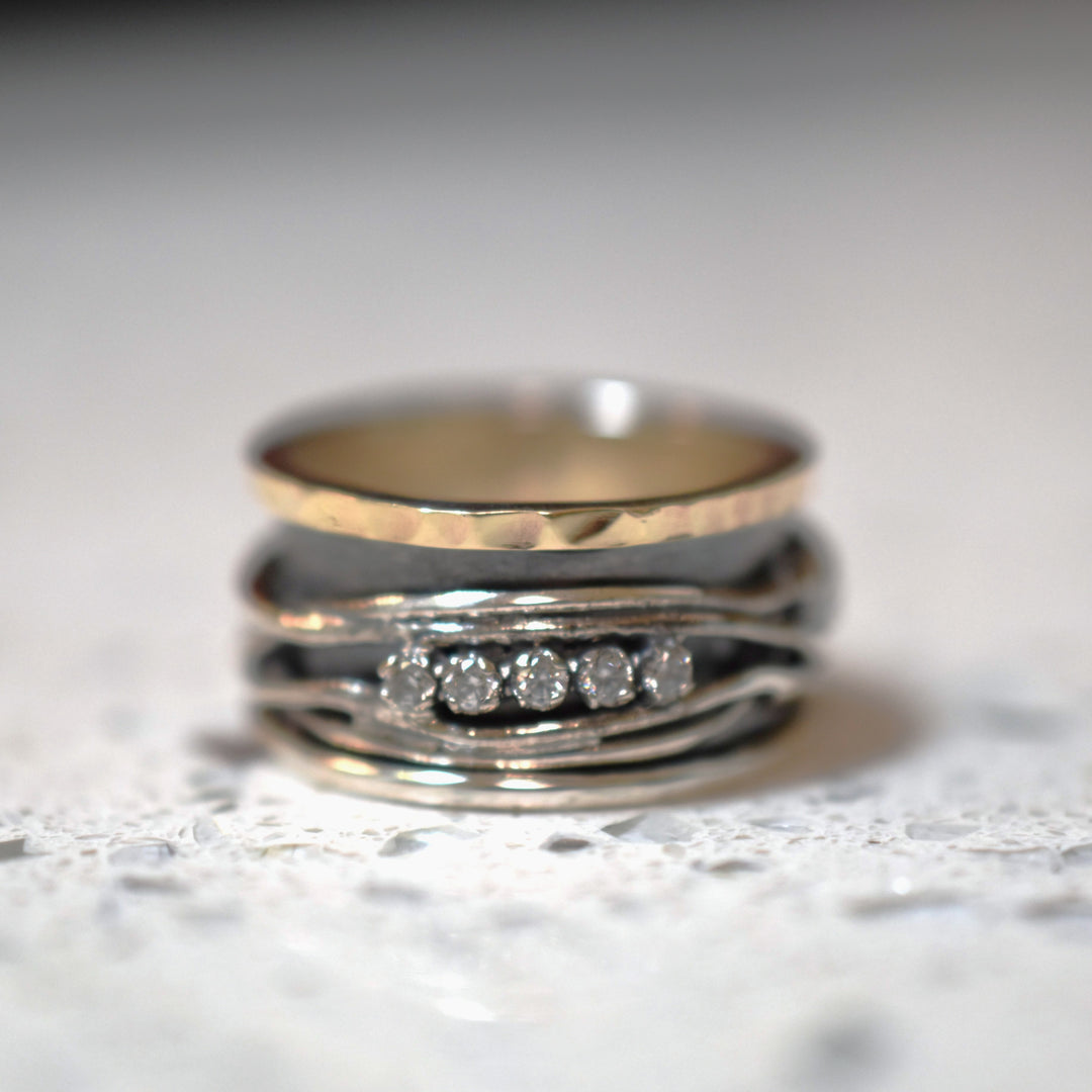 Tri-Tone Spiral Ring