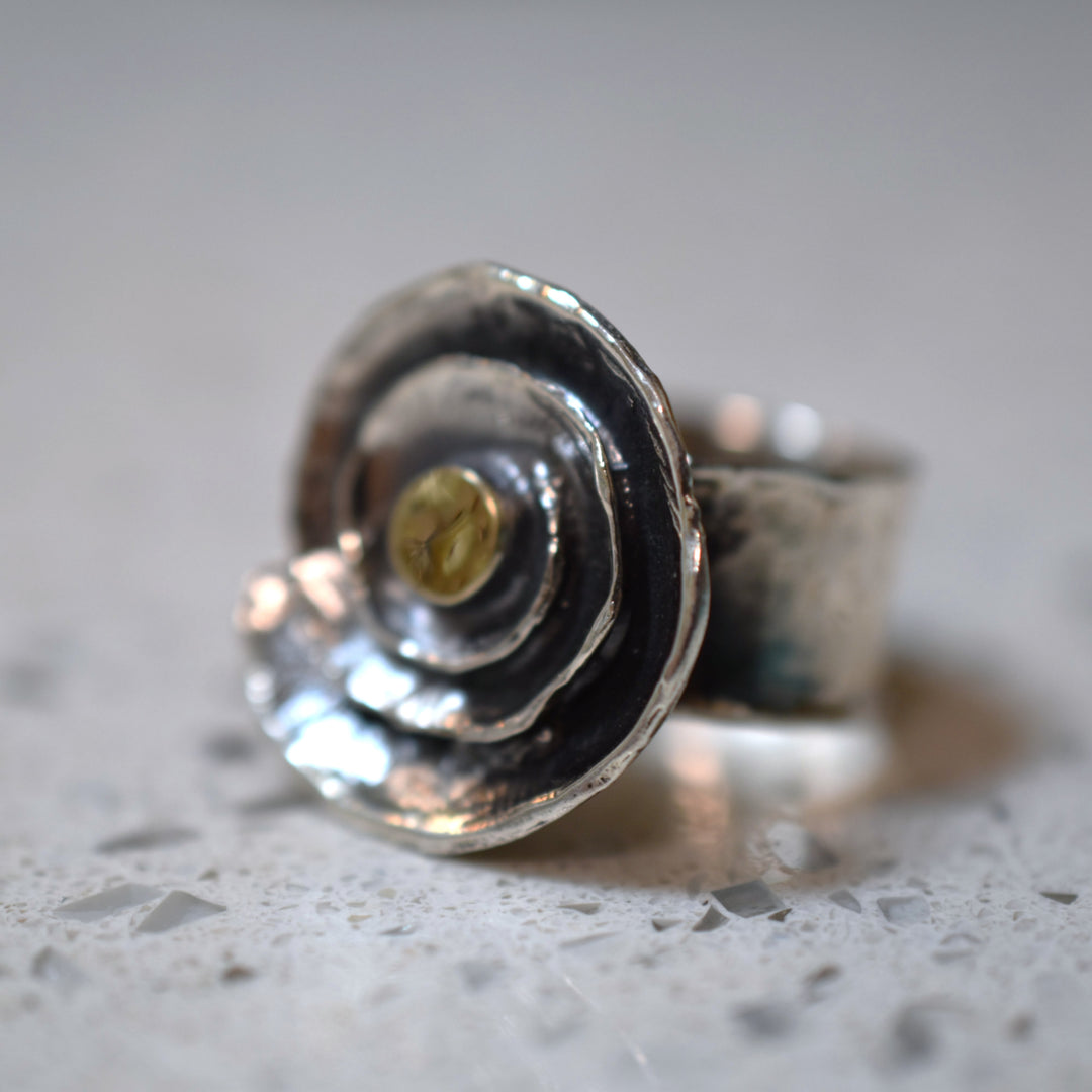 Nocturne Spiral Ring