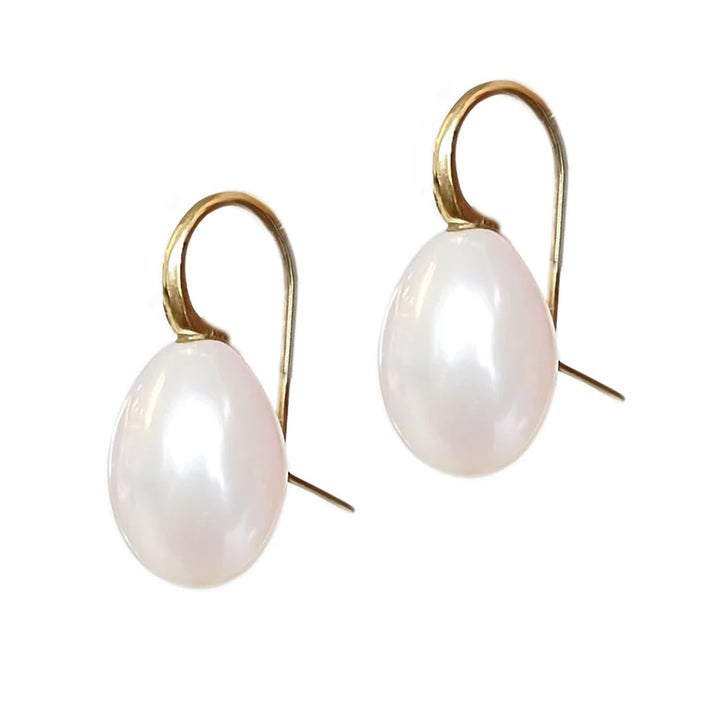 Classic Pearl Earrings