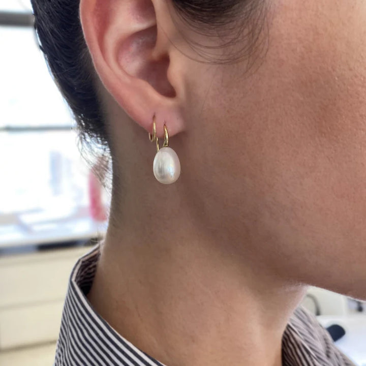 Classic Pearl Earrings