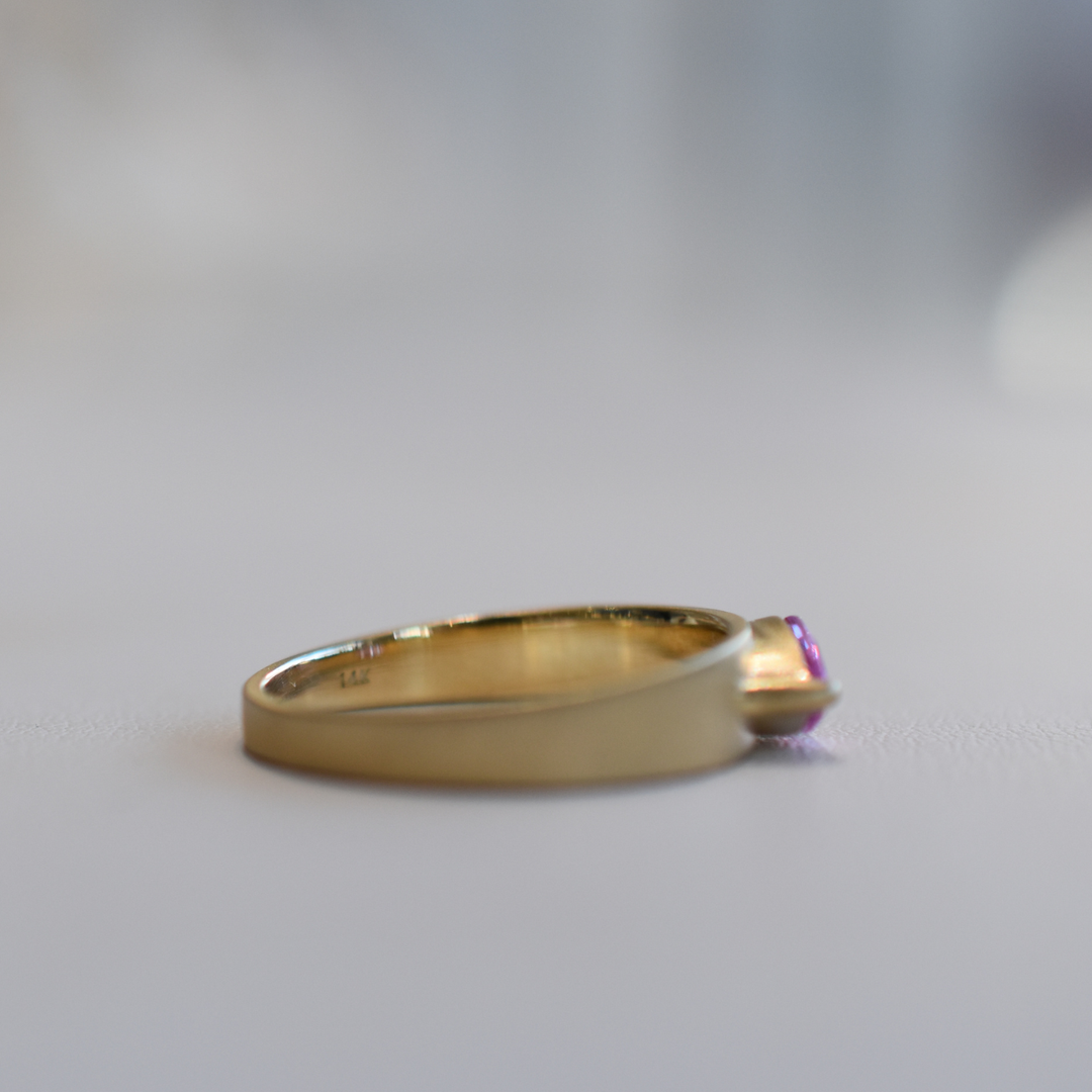 Tapered Band Ring - Pink Sapphire