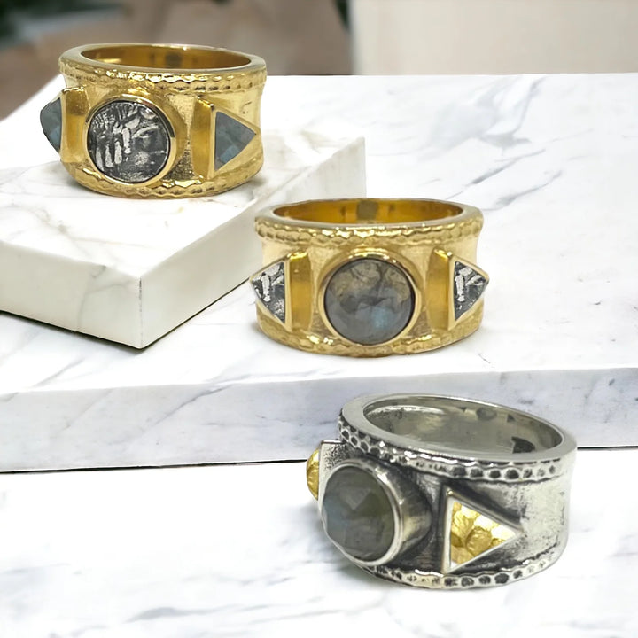 Vintage Silver Band Labradorite & Coin Tre Ring