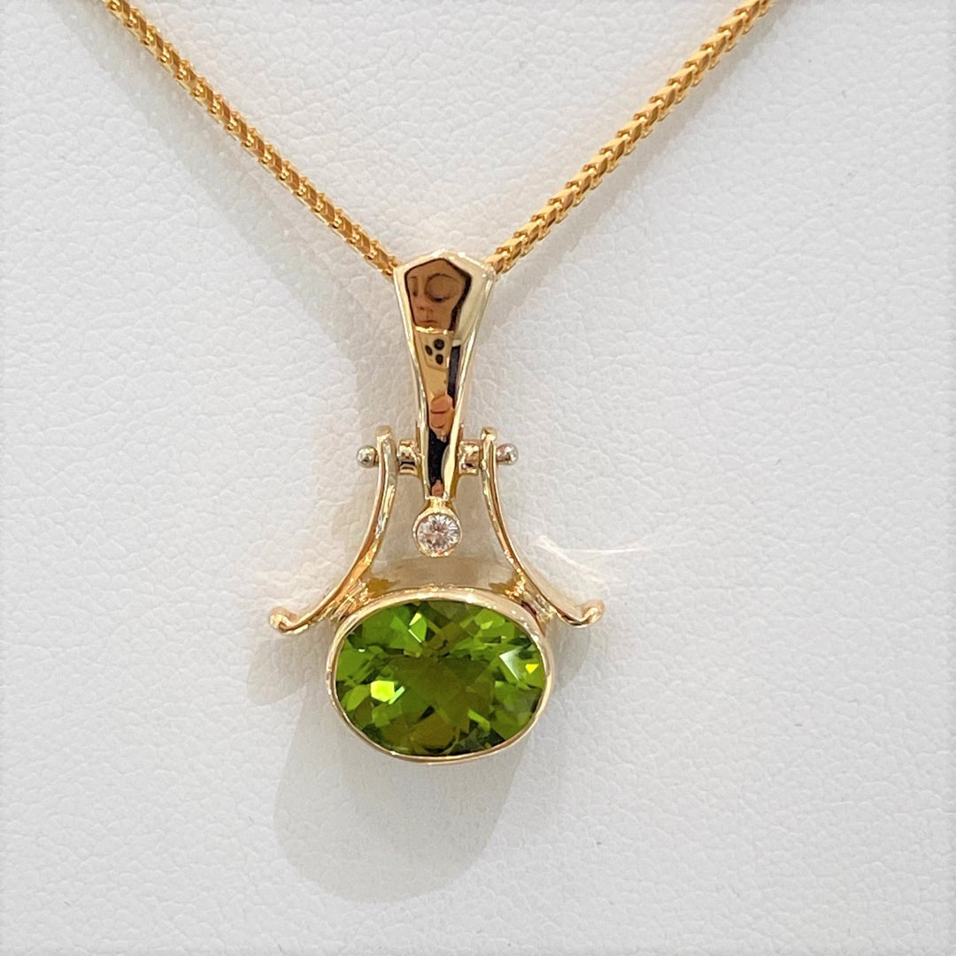 Peridot Mobilia Pendant