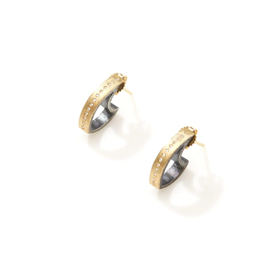 Small Celine Earrings - Gold